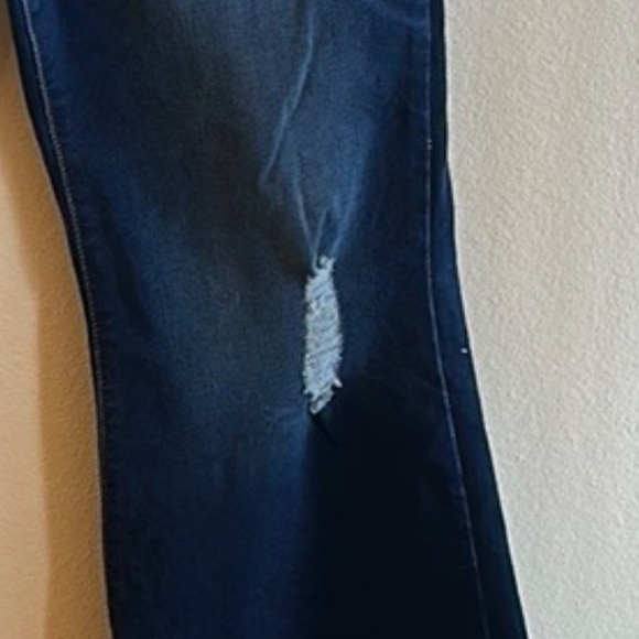Lucky & Blessed Flare Jeans Size 14 Dark Wash Wide Leg Distressed Details - Picture 2 of 12
